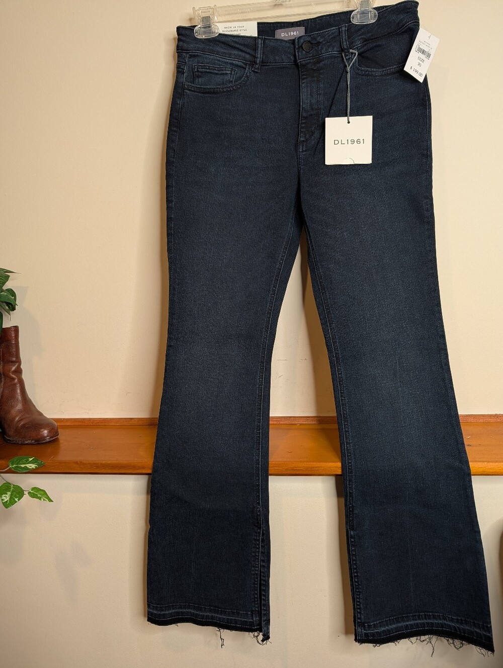 DL1961 Bridget Instasculpt Boot Cut Jeans Keating Wash Size 30 NWT